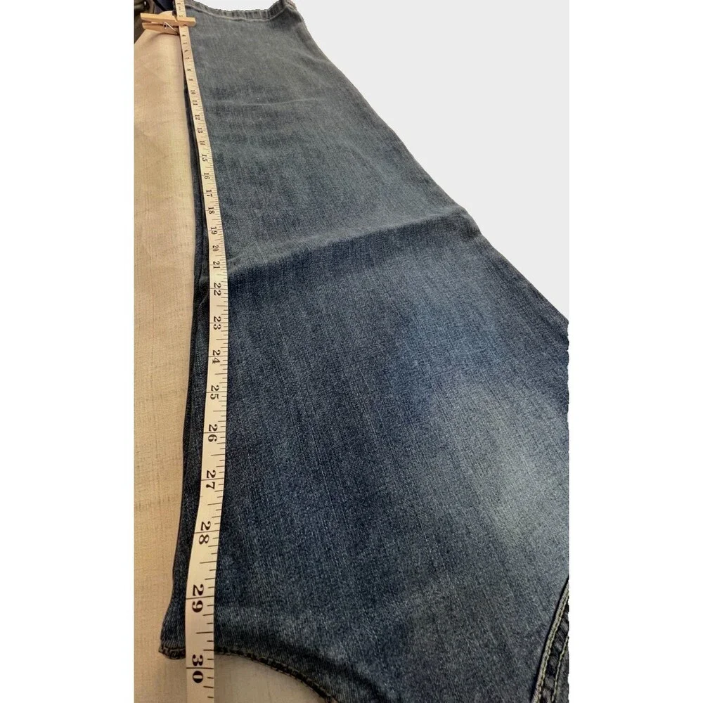 Chico's Platinum Distressed Skimmer Ankle Jeans Medium Wash Size 3.5 - Picture 8 of 8